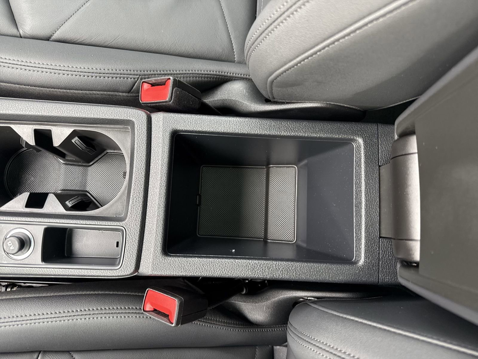 Used 2025 Audi Q3 2.0T Premium image 21