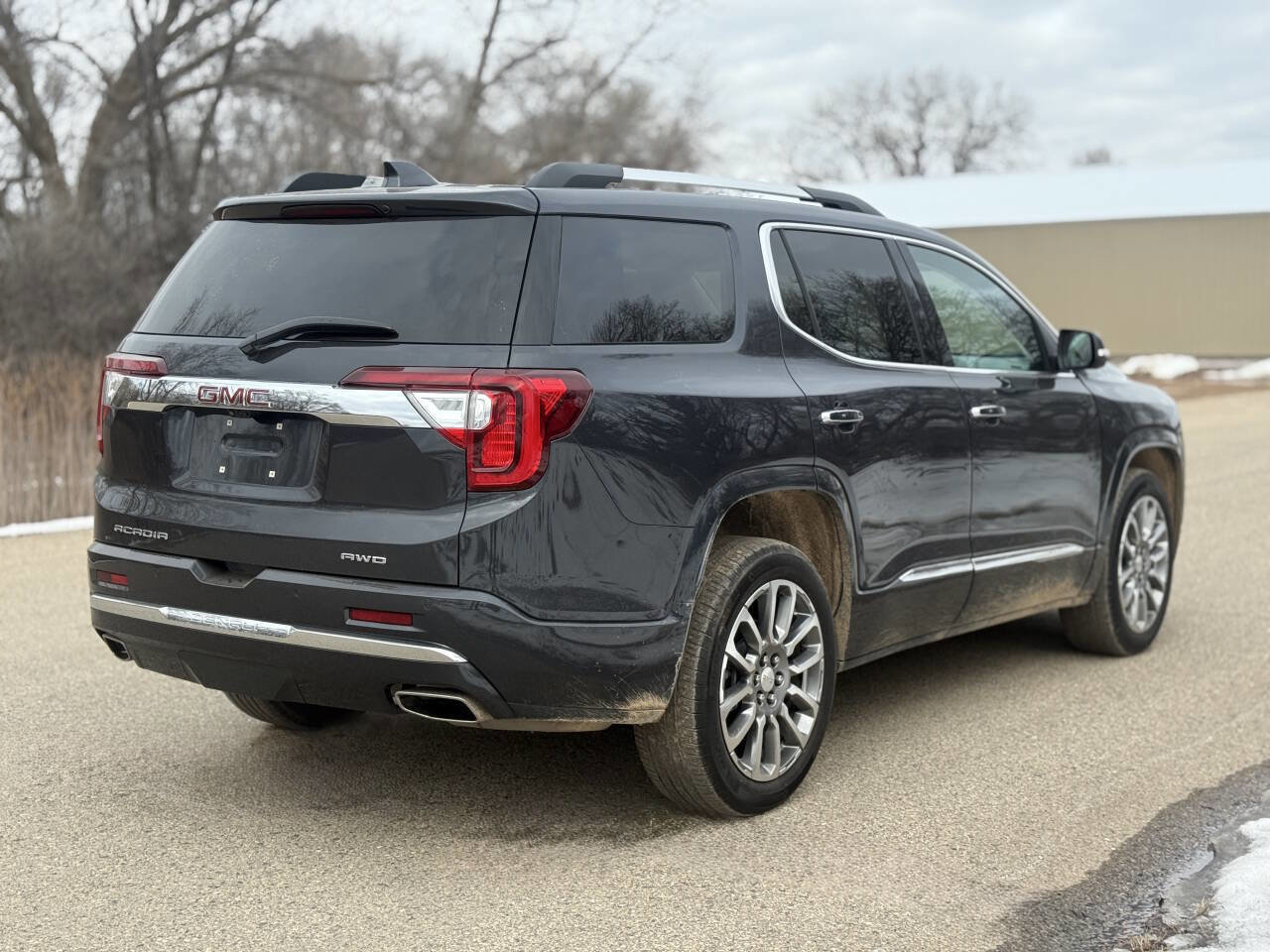 Used 2023 GMC Acadia Denali w/ Denali Technology Package AWD/4WD image 7