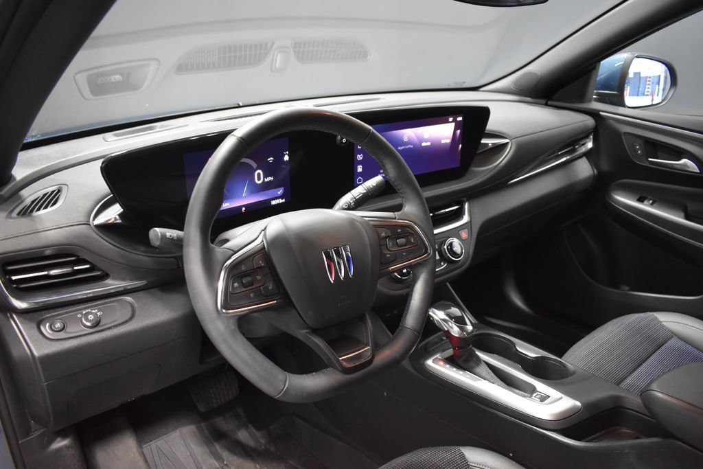Used 2025 Buick Envista Preferred w/ Convenience I Package FWD image 4