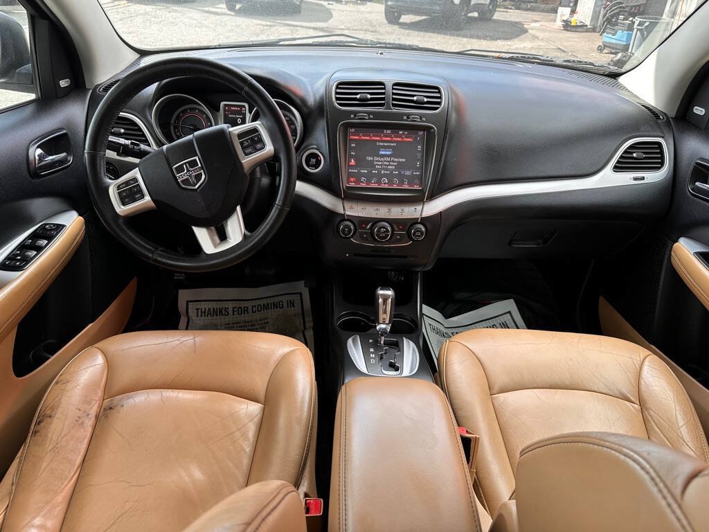 Used 2014 Dodge Journey Limited w/ Flexible Seating Group FWD image 10