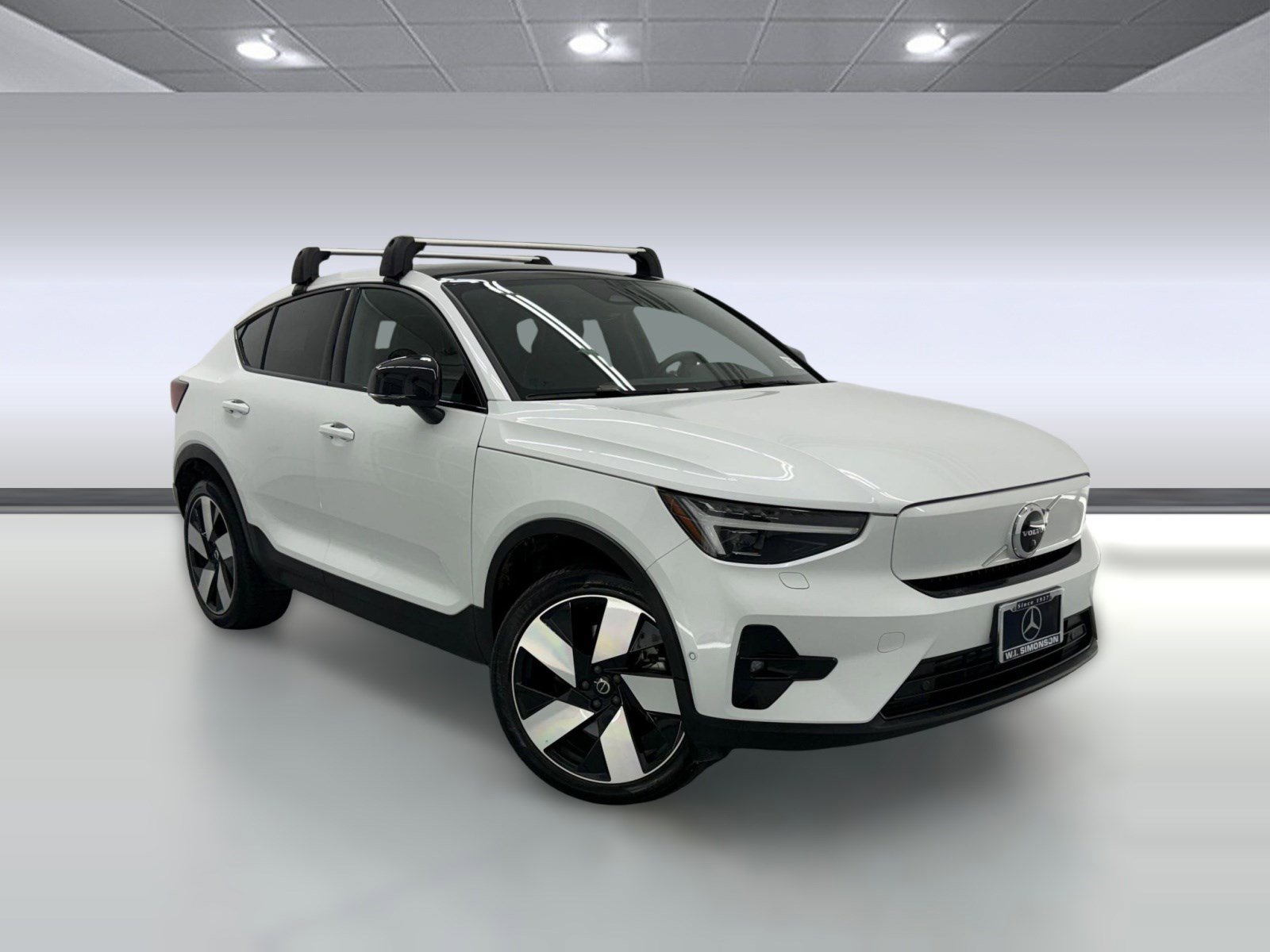 Used 2023 Volvo C40 P8 Recharge Ultimate image 6