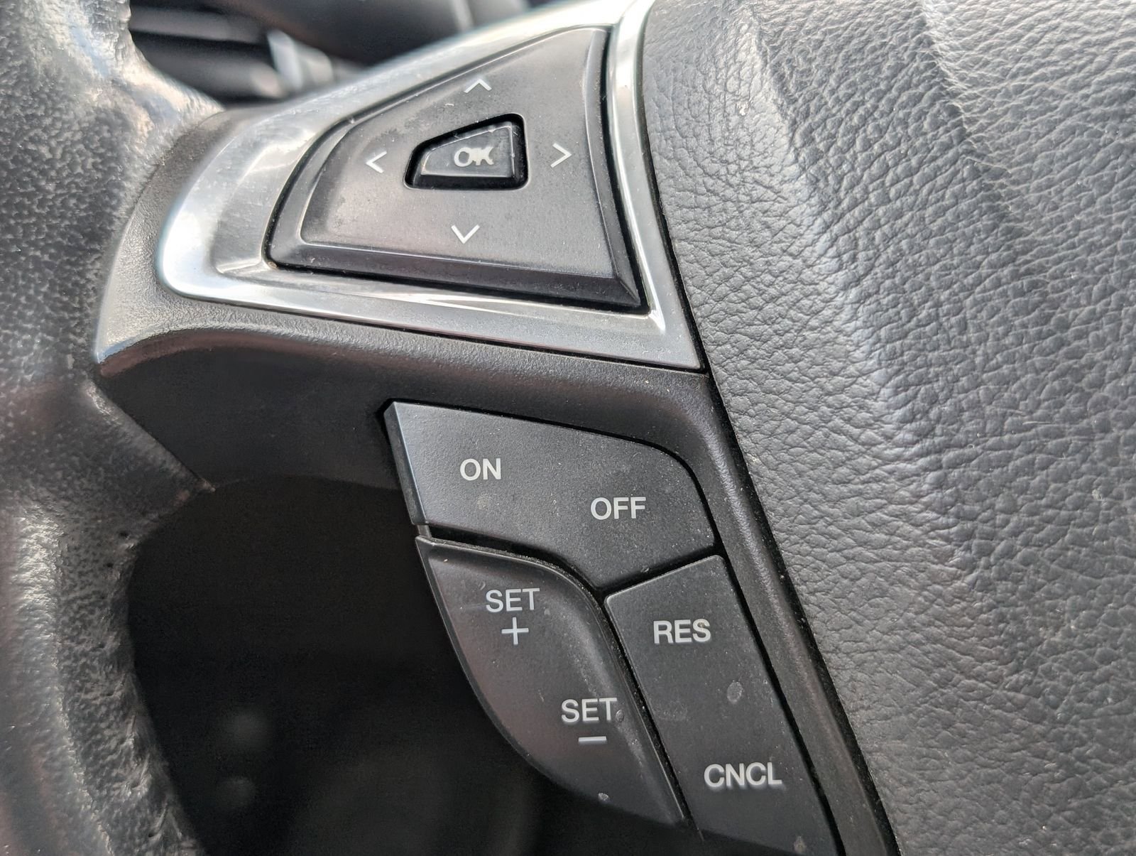Used 2013 Ford Fusion SE FWD image 21