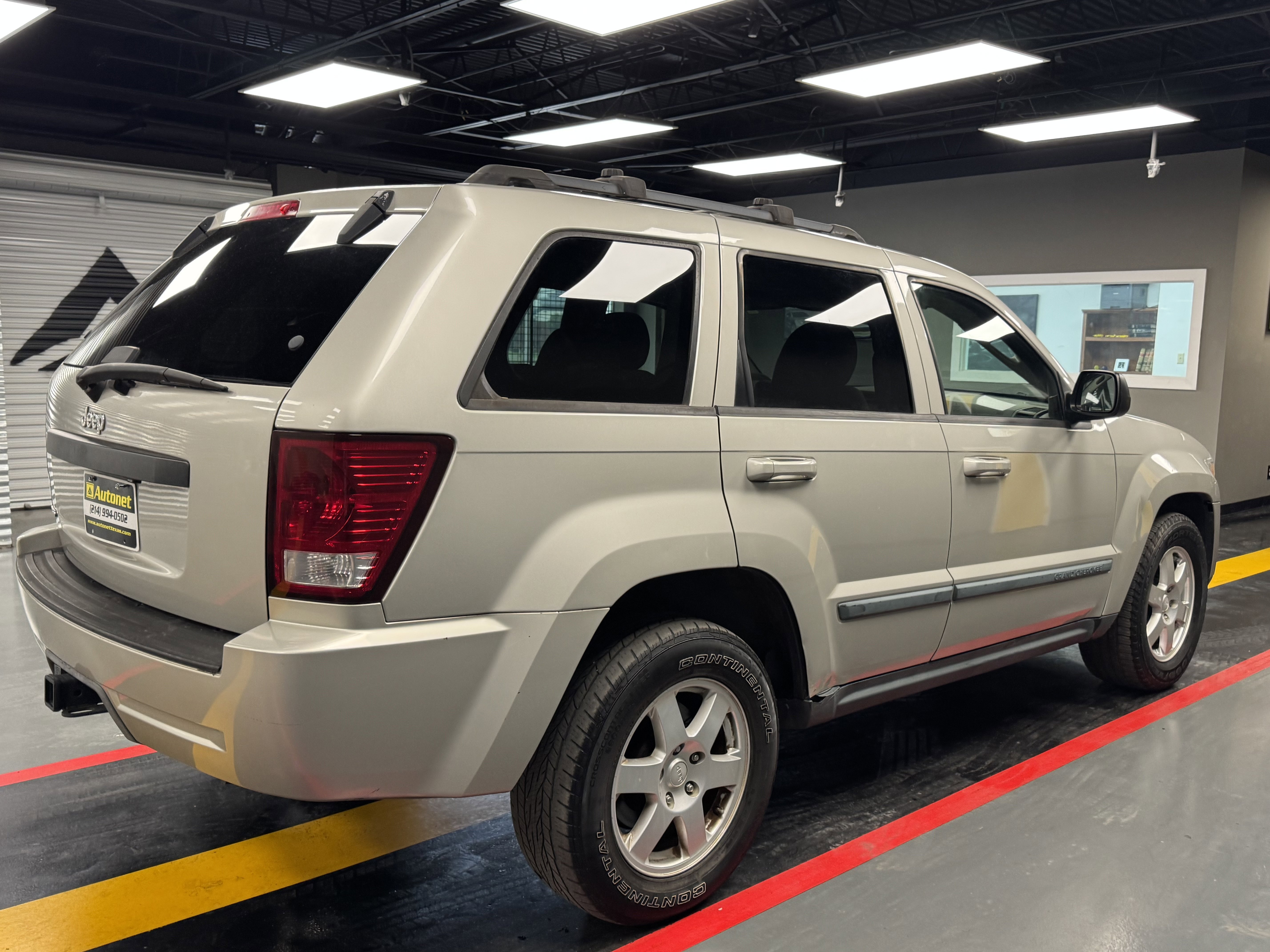 Used 2009 Jeep Grand Cherokee Laredo image 5