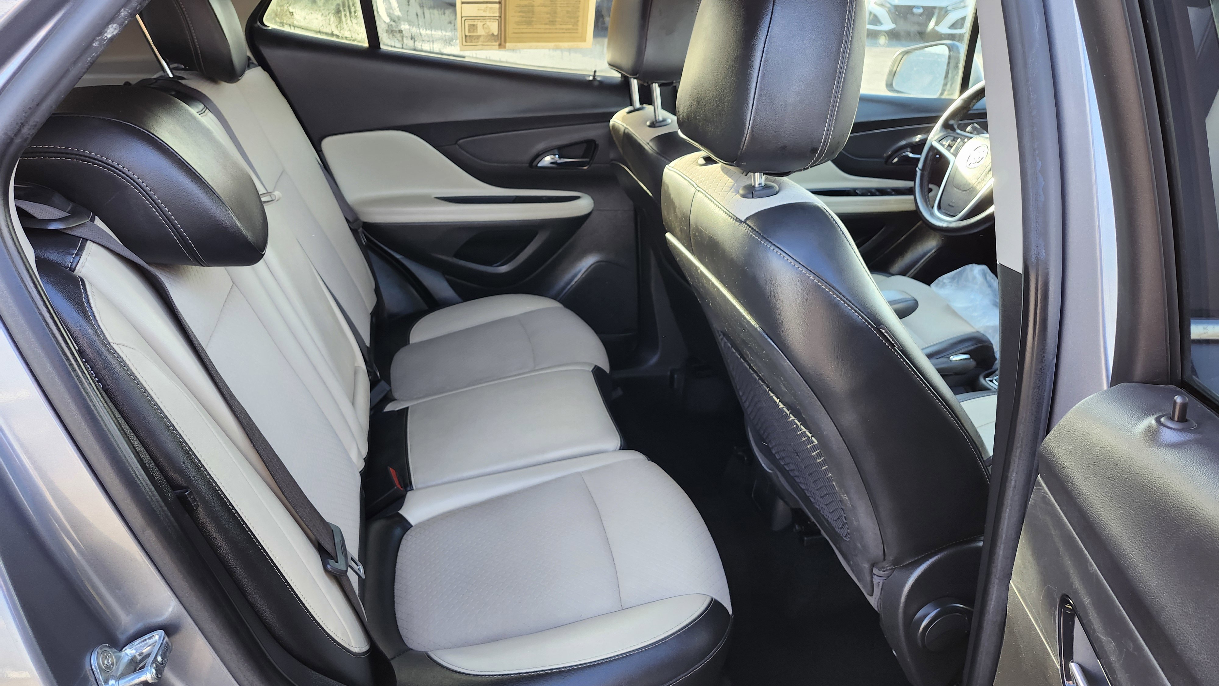 Used 2019 Buick Encore Preferred image 18