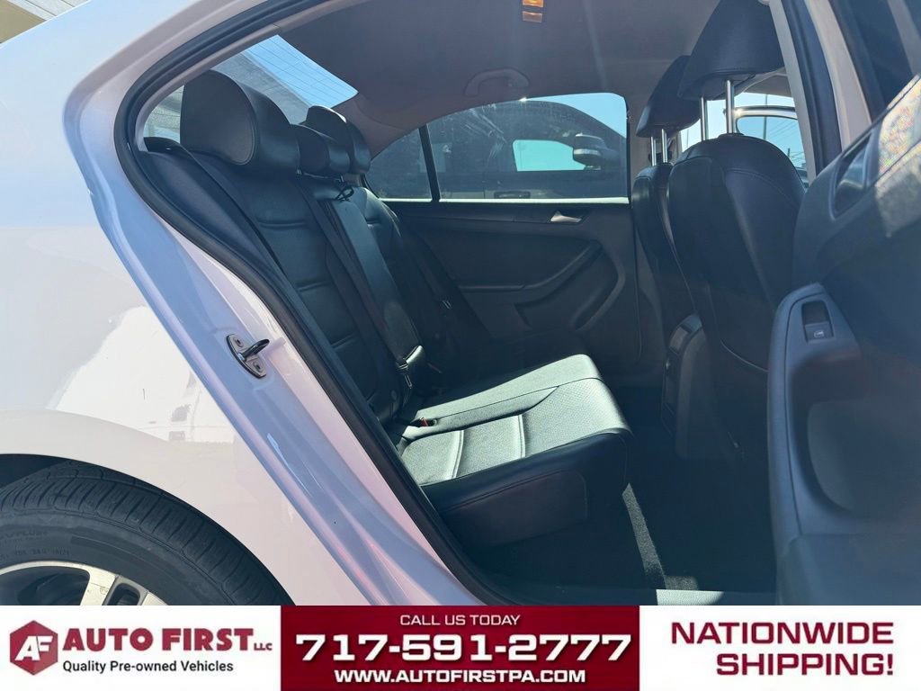 Used 2014 Volkswagen Jetta SE FWD image 16
