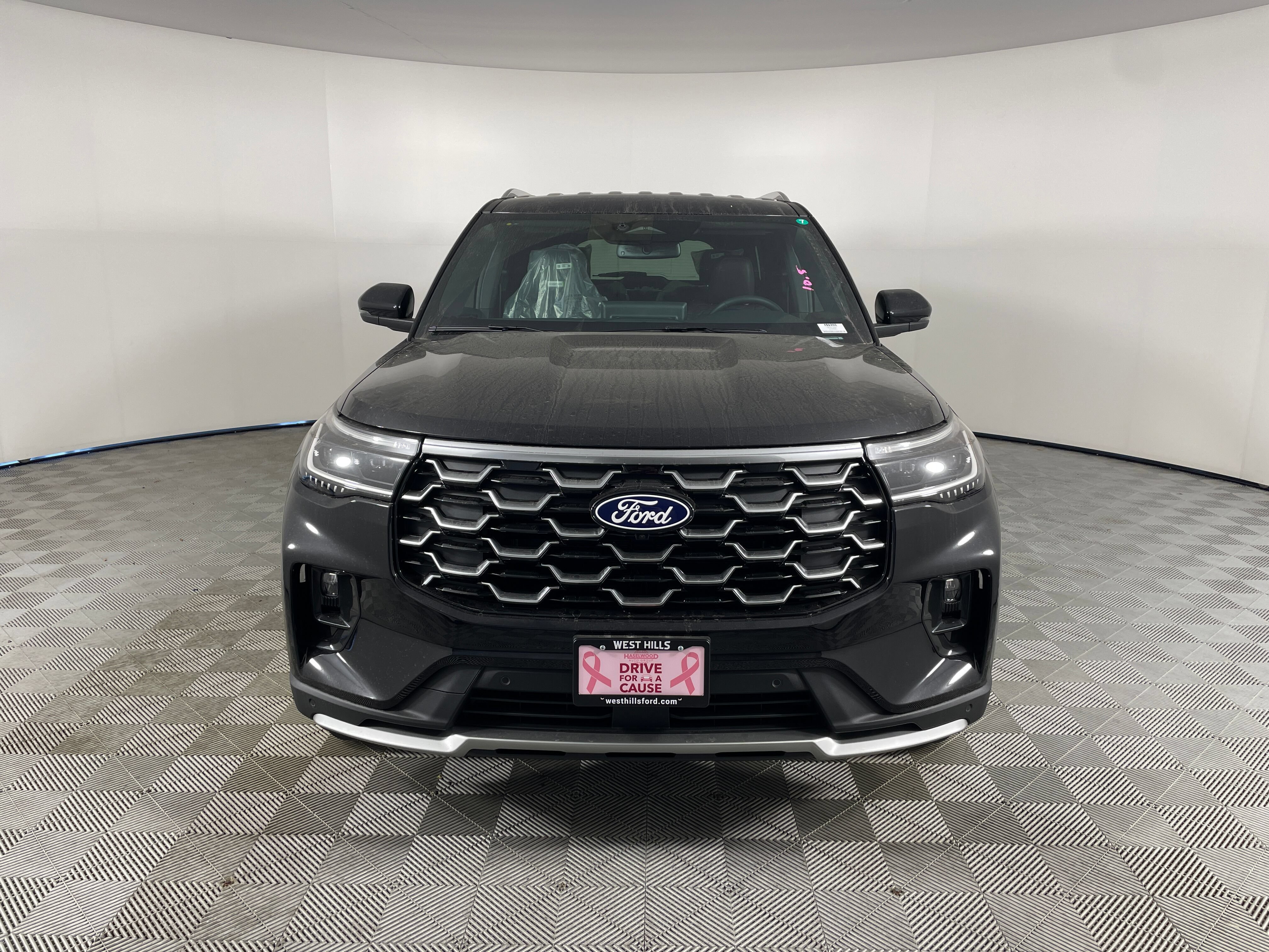 New 2027 Ford Explorer Platinum w/ 3.0L Ultimate Package AWD/4WD image 16