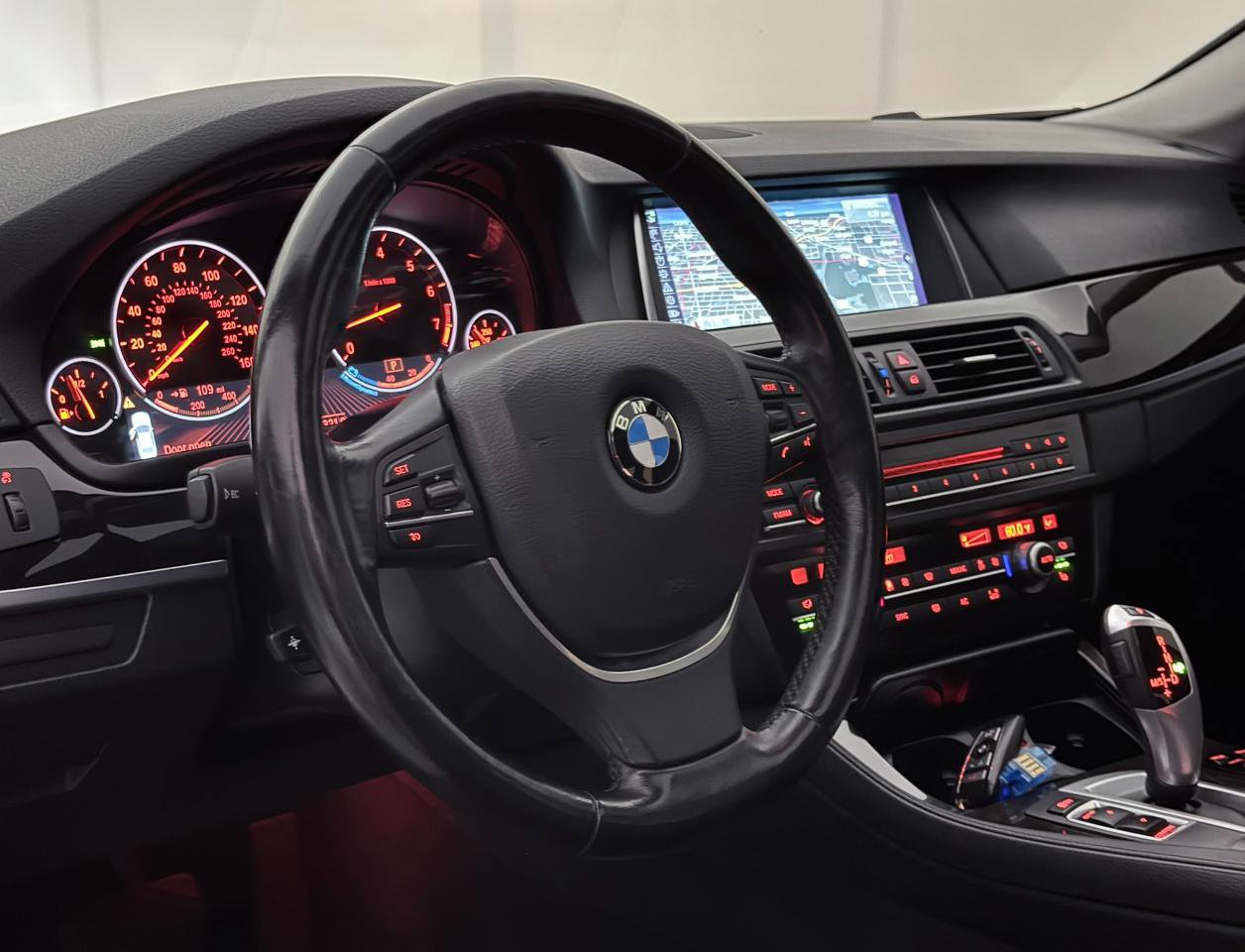 Used 2014 BMW 535i xDrive Sedan AWD/4WD image 19