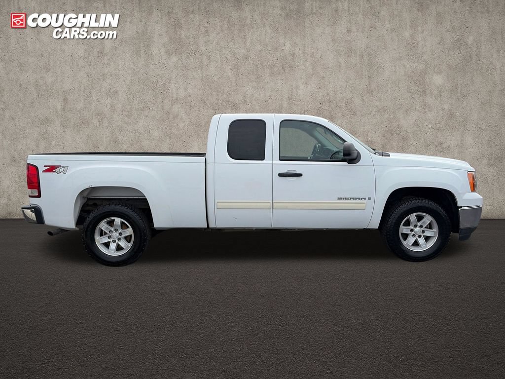 Used 2009 GMC Sierra 1500 SLE w/ Power Pack Plus AWD/4WD image 8