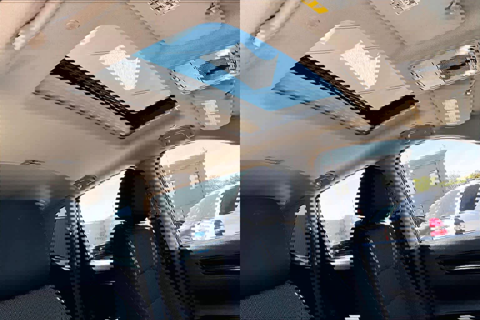 Used 2023 Honda CR-V EX image 13