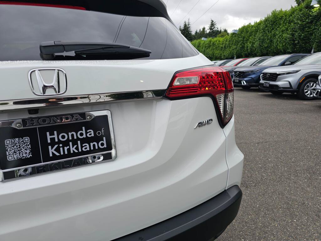 Used 2021 Honda HR-V EX image 16
