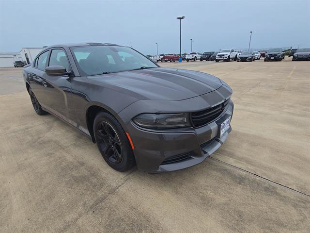 Used 2021 Dodge Charger SXT w/ Leather Interior Group RWD image 4