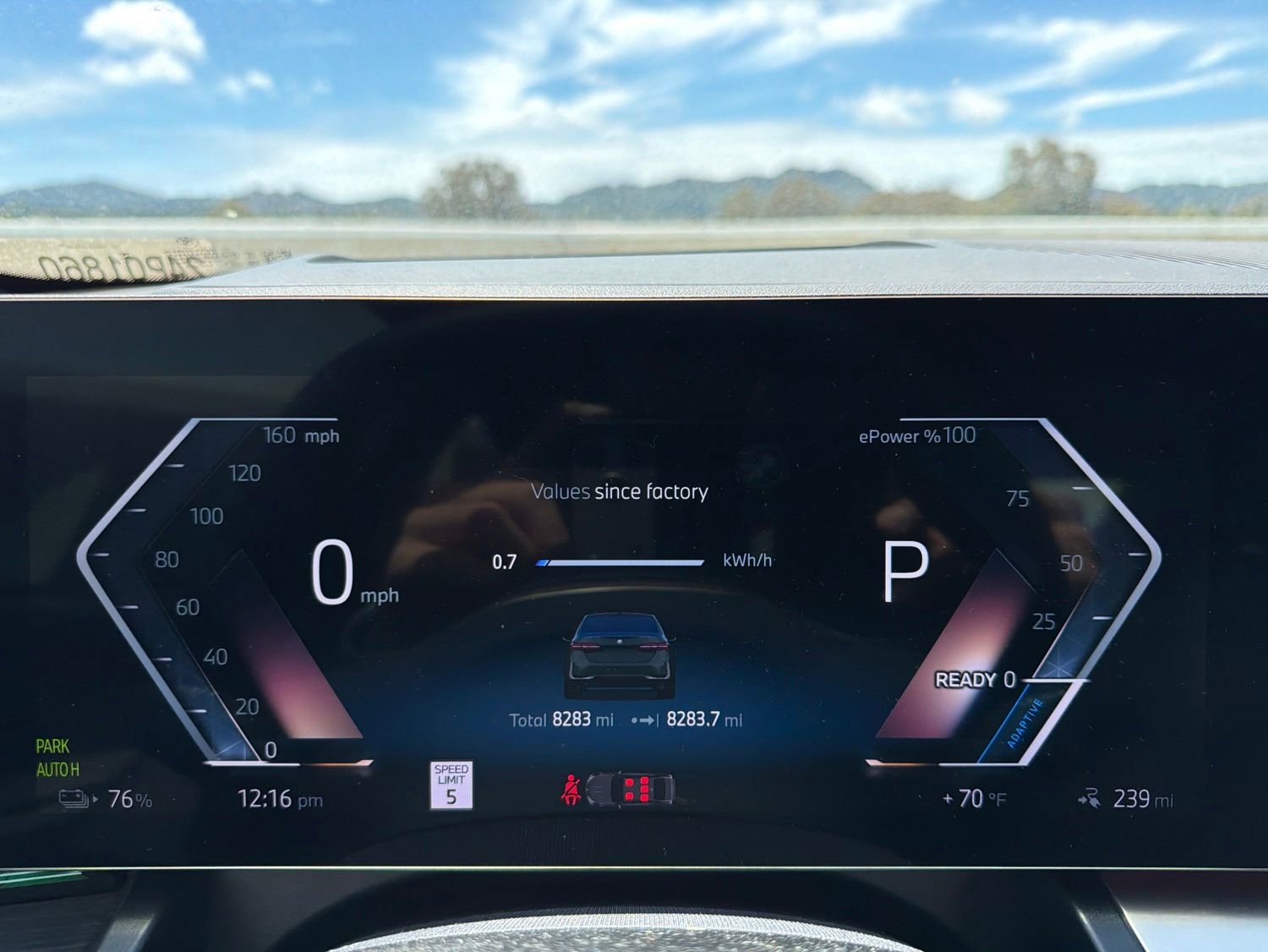 Used 2024 BMW i5 eDrive40i w/ Premium Package RWD image 7