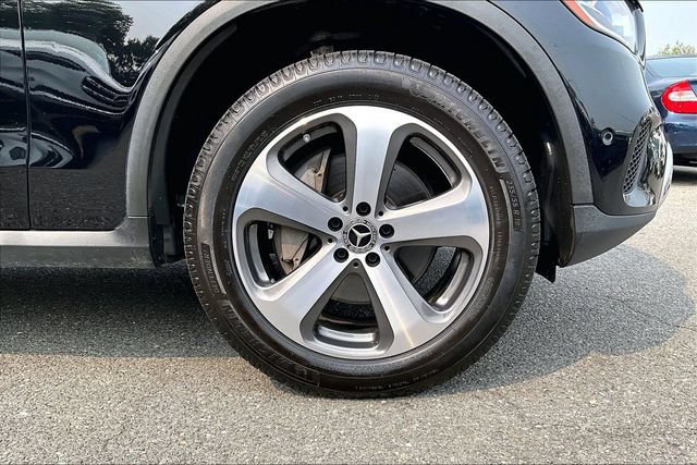 Certified 2022 Mercedes-Benz GLC 300 4MATIC w/ Multimedia Package Lite image 9