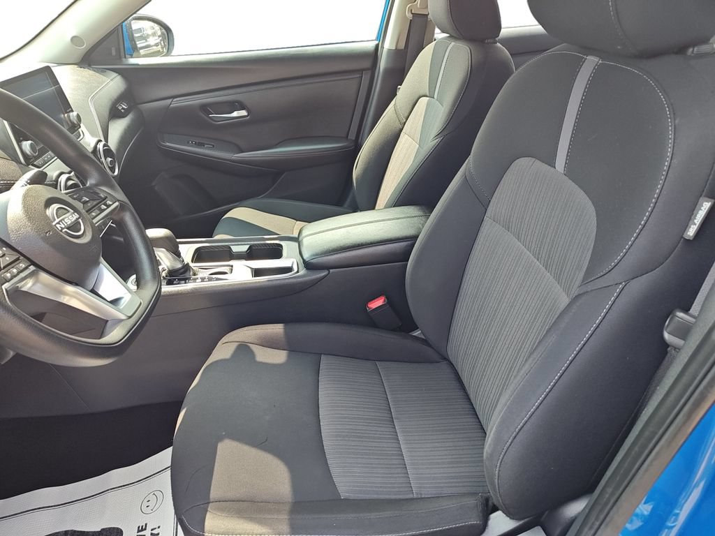 Used 2024 Nissan Sentra SV FWD image 9