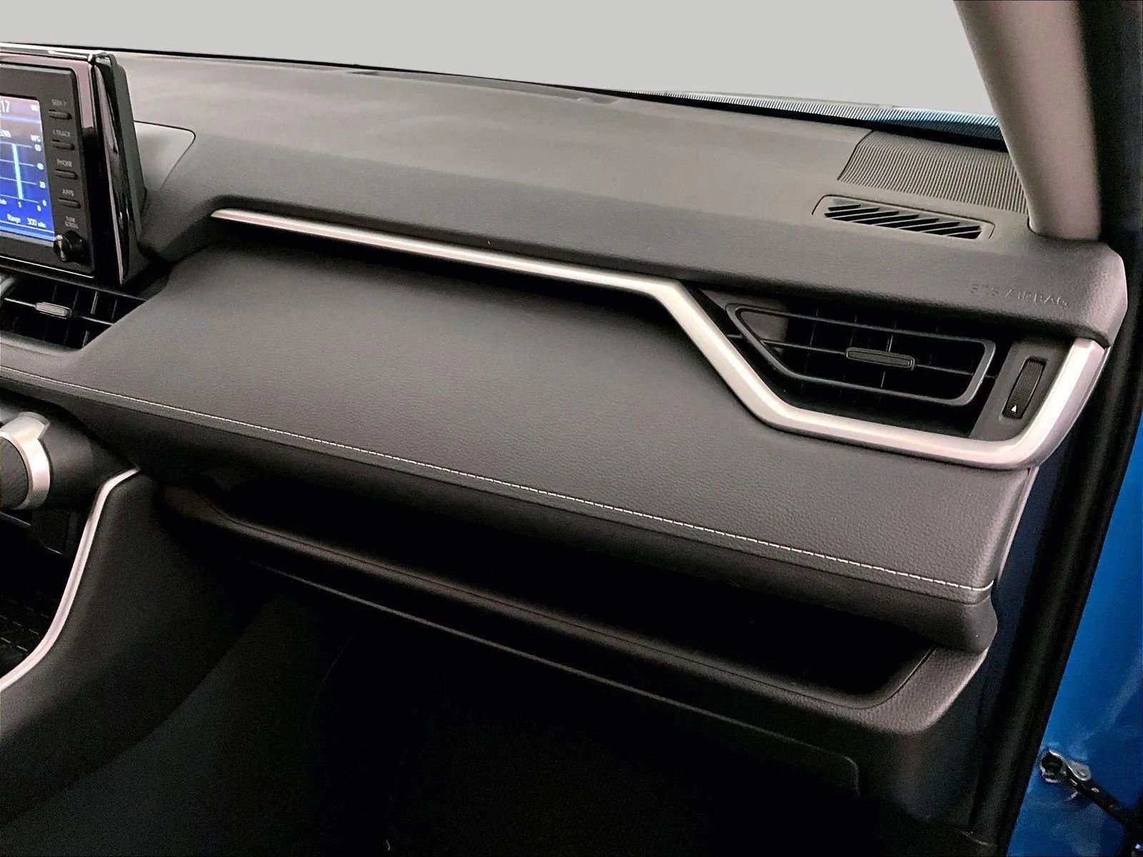 Used 2019 Toyota RAV4 XLE image 15