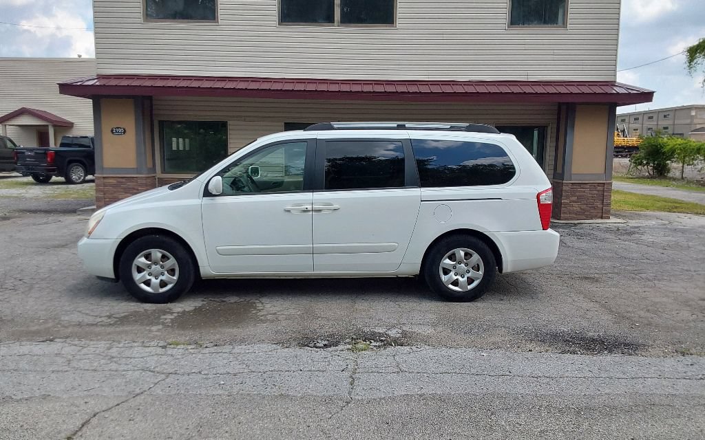 Used 2008 Kia Sedona LX FWD image 3