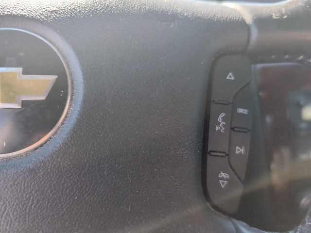 Used 2011 Chevrolet Impala LTZ FWD image 10