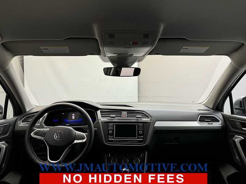 Used 2024 Volkswagen Tiguan S image 11