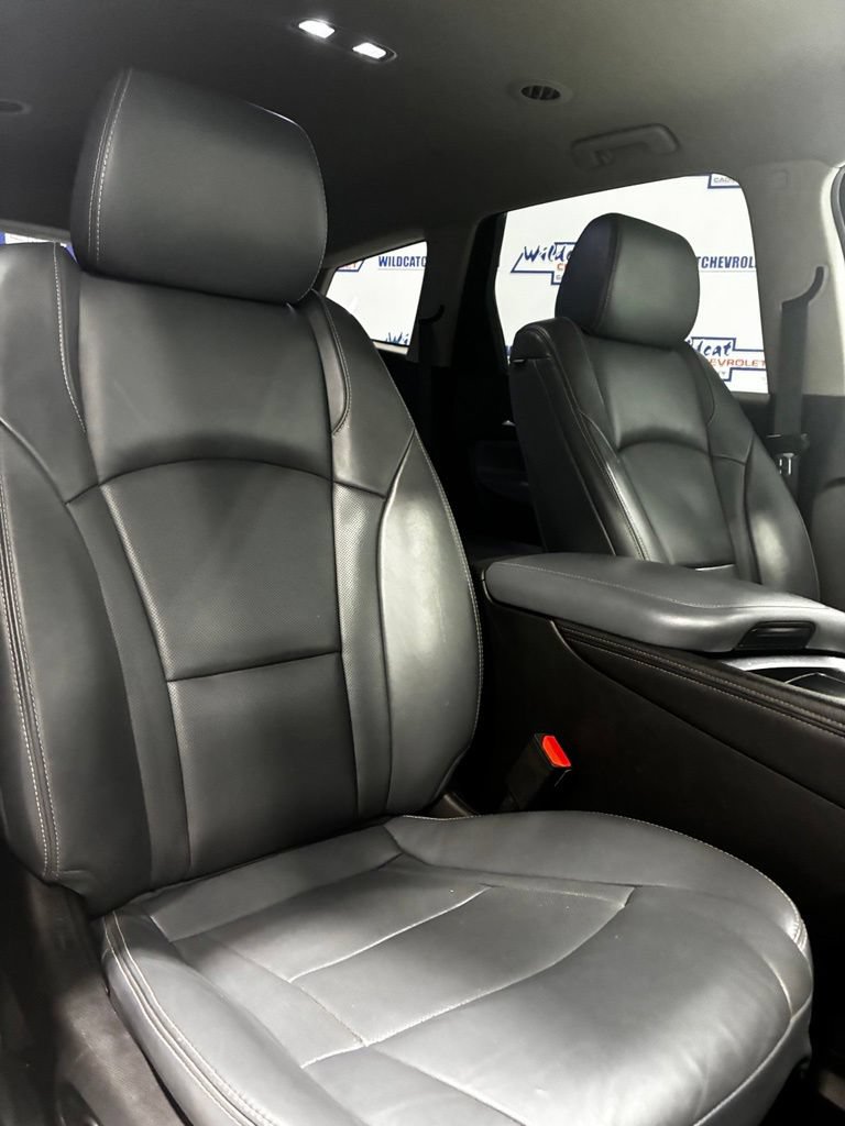 Used 2019 Buick Enclave Essence FWD image 37