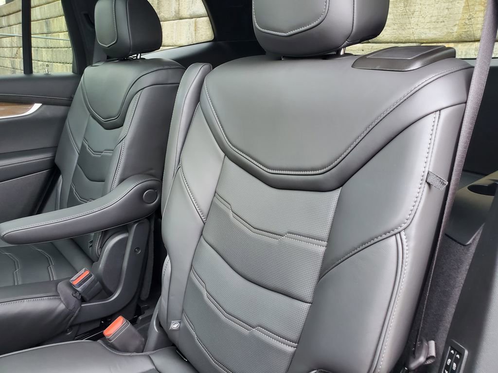 Certified 2024 Cadillac XT6 Sport w/ Platinum Package image 41