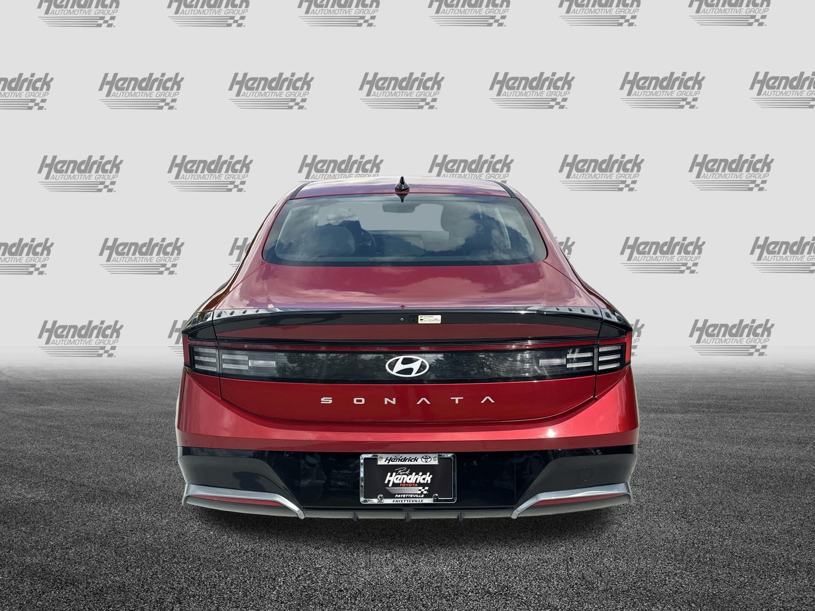 Used 2025 Hyundai Sonata SEL FWD image 9