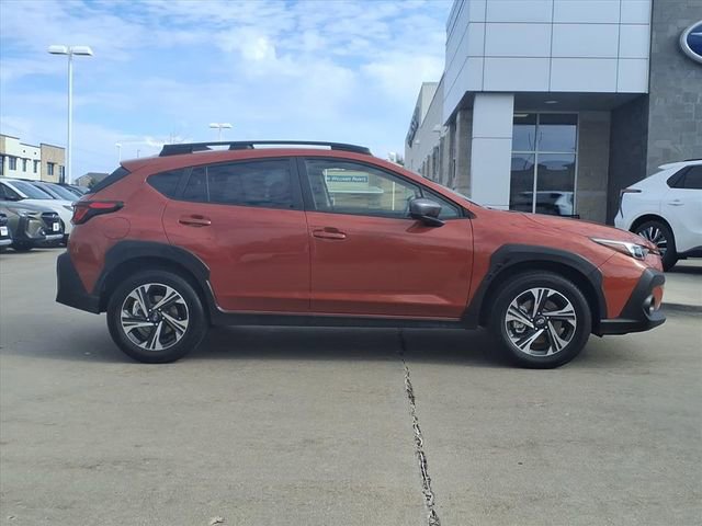 Used 2024 Subaru Crosstrek 2.0i Premium image 2