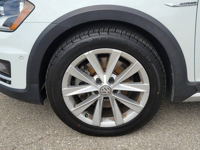 Used 2017 Volkswagen Golf Alltrack SE AWD/4WD image 8