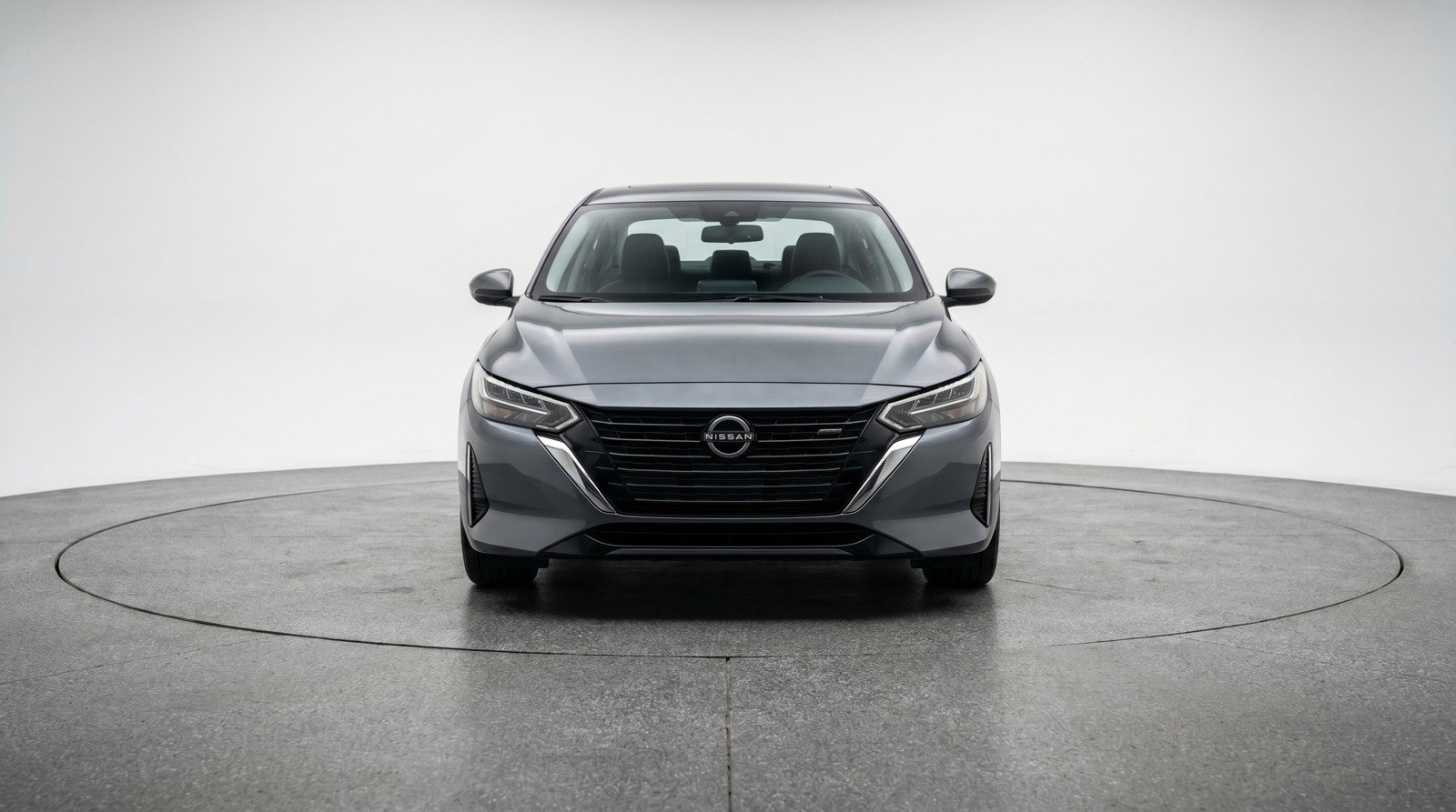 Used 2025 Nissan Sentra SV FWD image 2