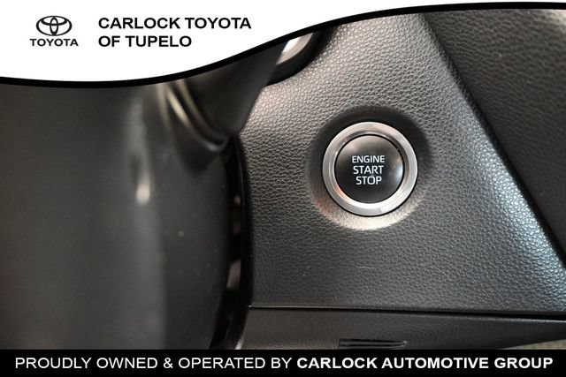 Used 2020 Toyota Corolla XSE FWD image 18