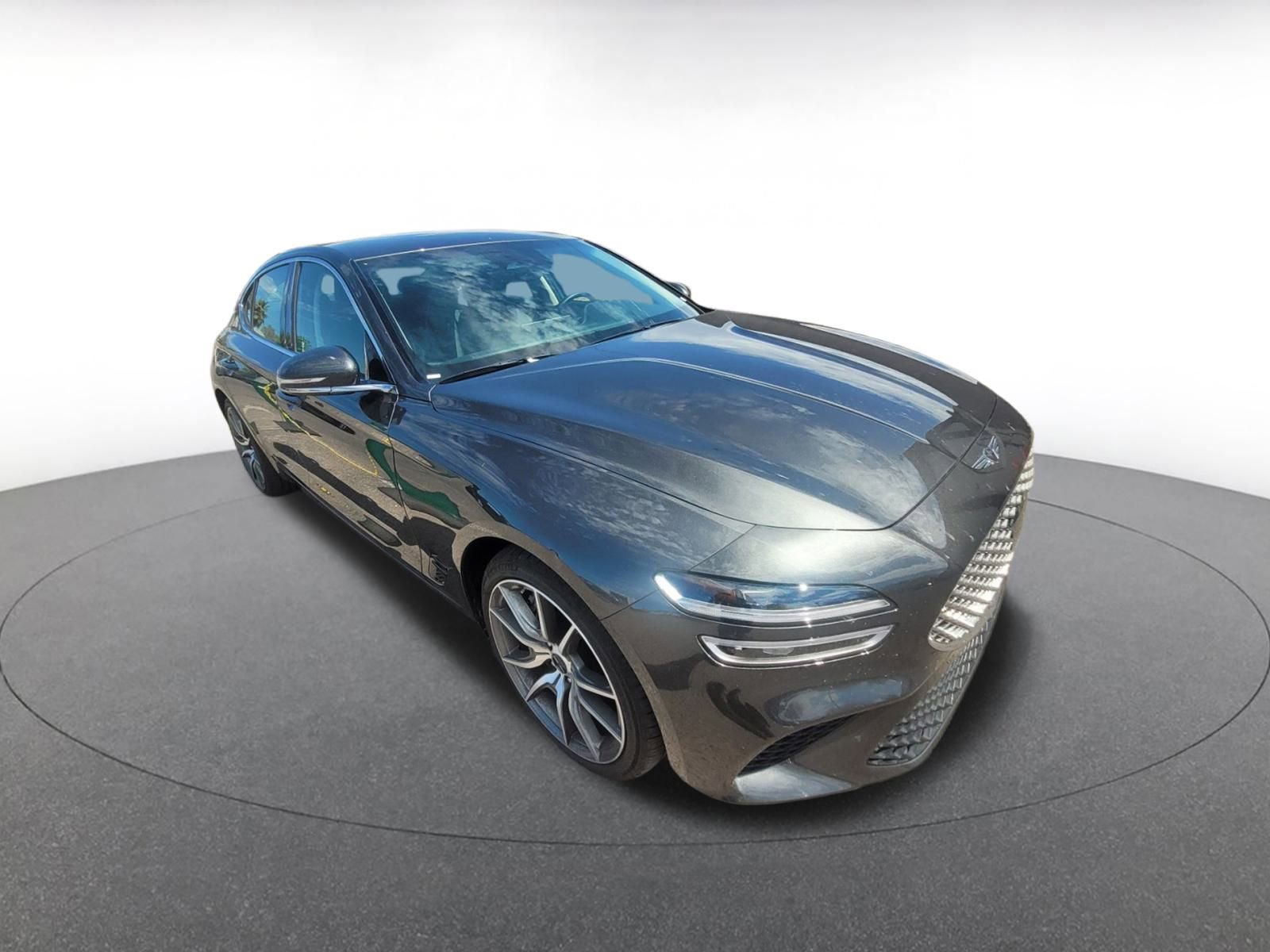 Used 2025 Genesis G70 2.5T video 1