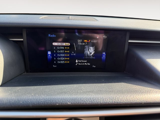 Used 2016 Lexus IS 300 AWD image 15
