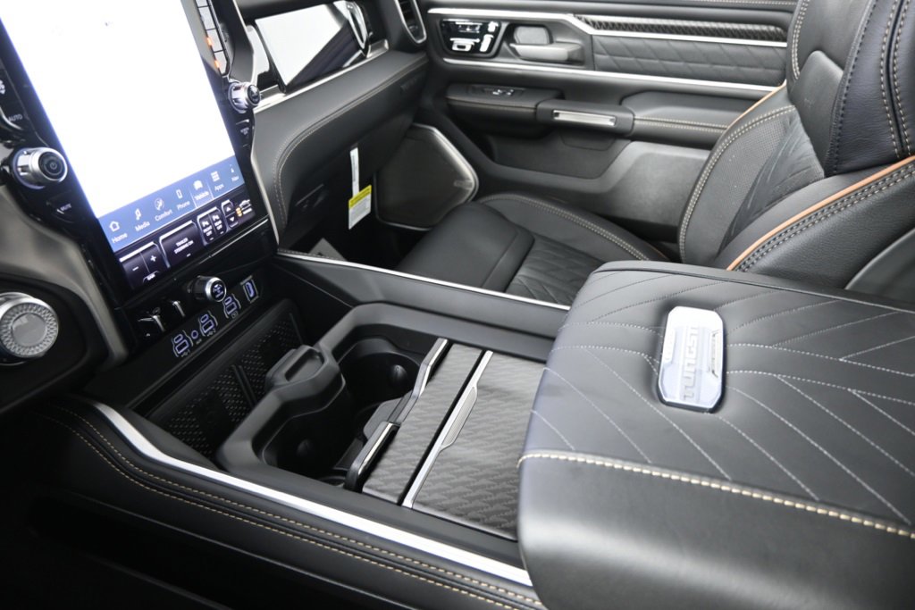 New 2026 RAM 1500 Tungsten w/ Trailer Tow Group image 38