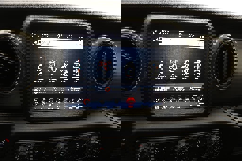 Used 2023 Jeep Wrangler Unlimited w/ Cold Weather Group image 23