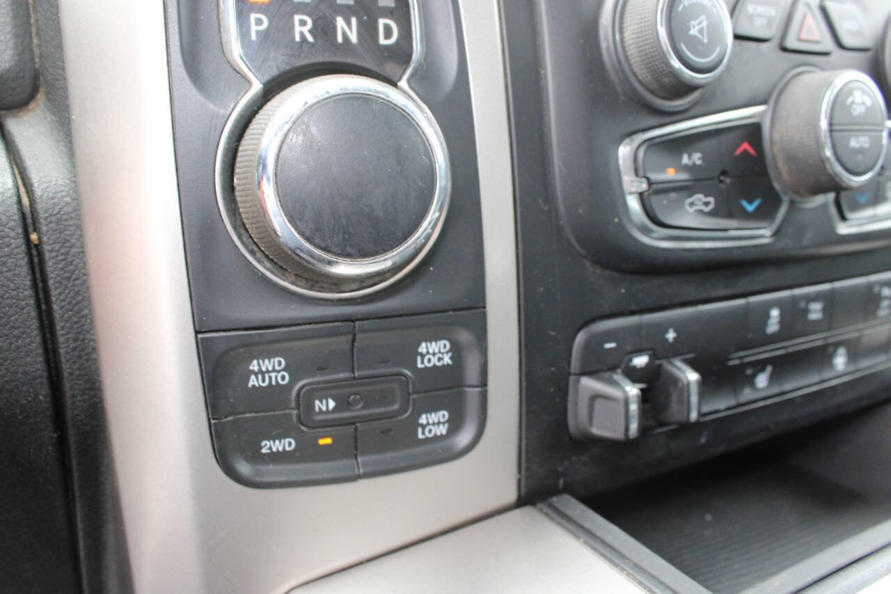 Used 2017 RAM 1500 Big Horn image 16