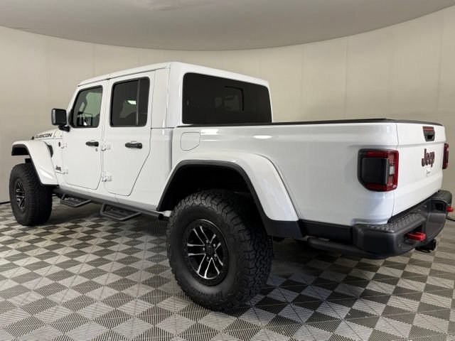 Used 2025 Jeep Gladiator Rubicon AWD/4WD image 4