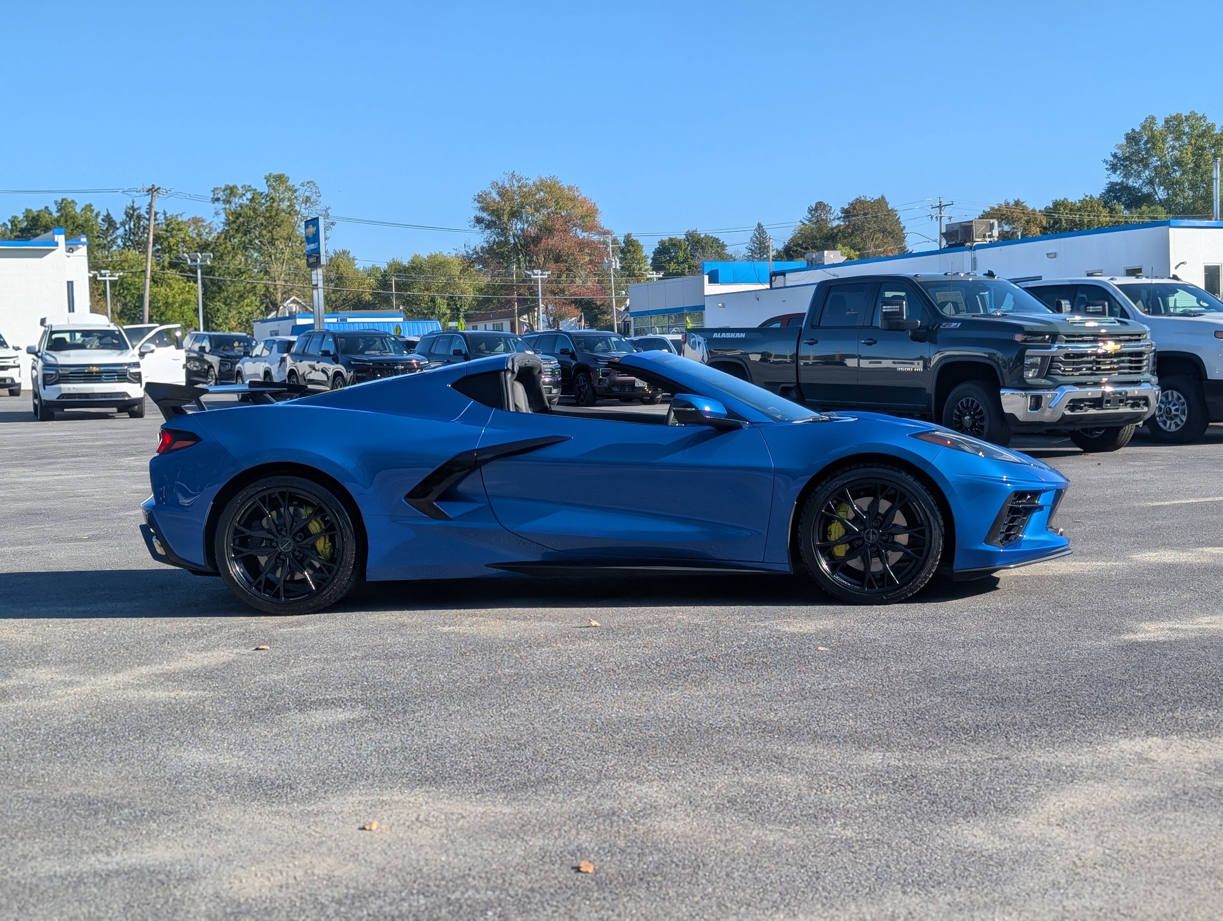 Used 2023 Chevrolet Corvette Stingray Premium Cpe w/ Z51 Performance Package image 13