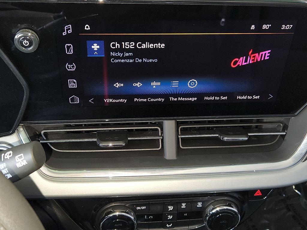 Used 2025 Chevrolet Trax LT image 32