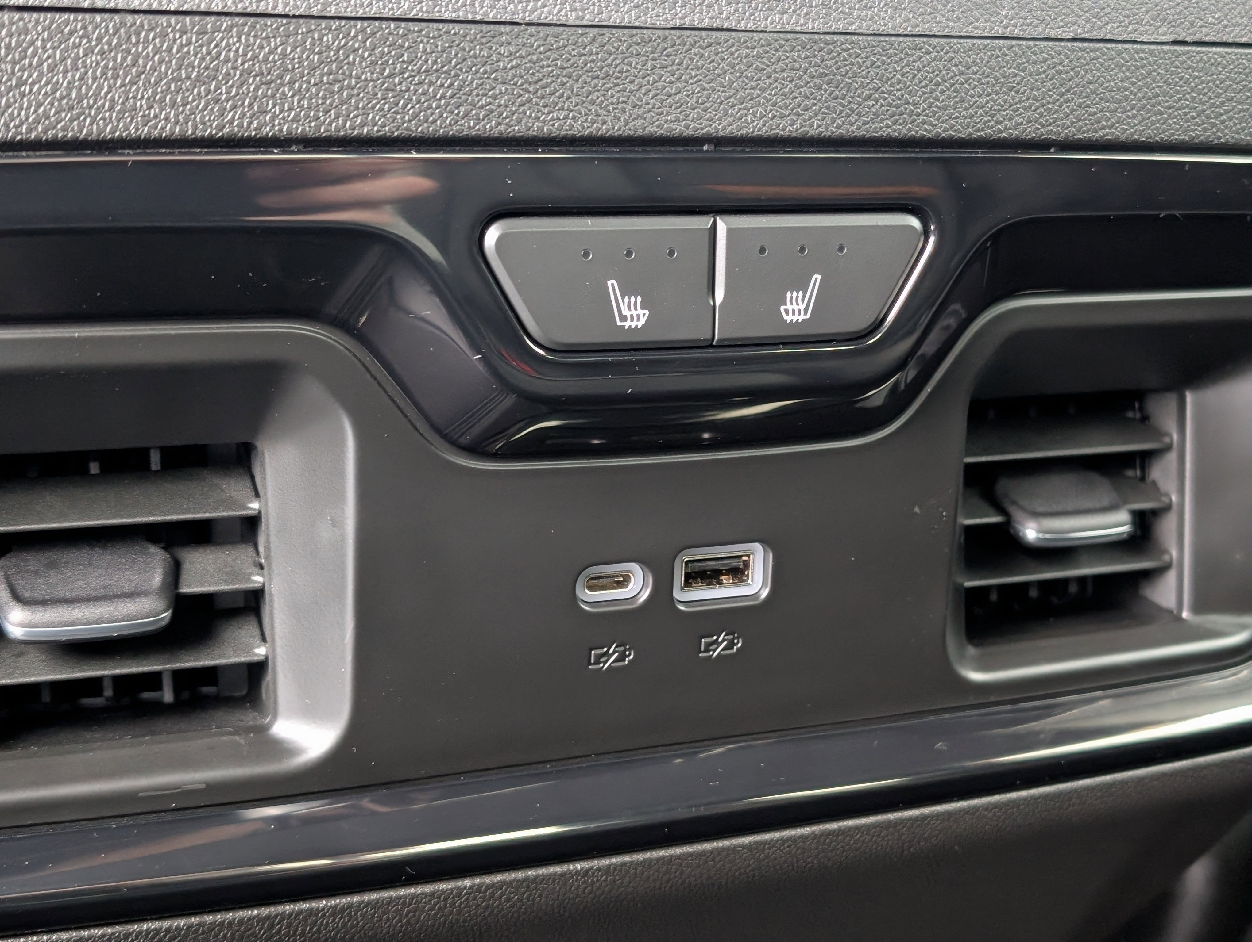 Used 2022 GMC Sierra 1500 AT4 w/ AT4 Preferred Package image 39