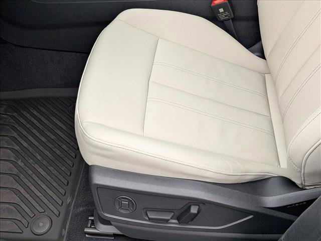 New 2025 Audi Q5 Premium Plus image 4