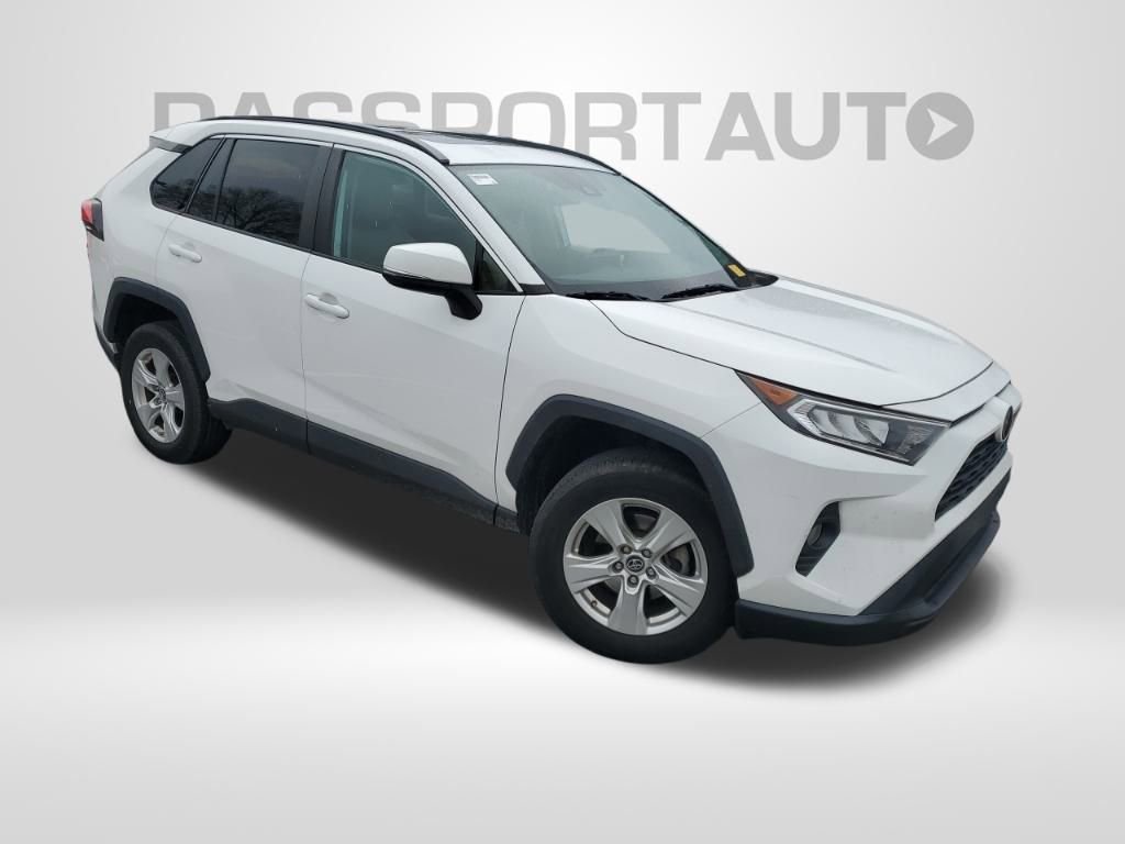 Used 2019 Toyota RAV4 XLE image 16