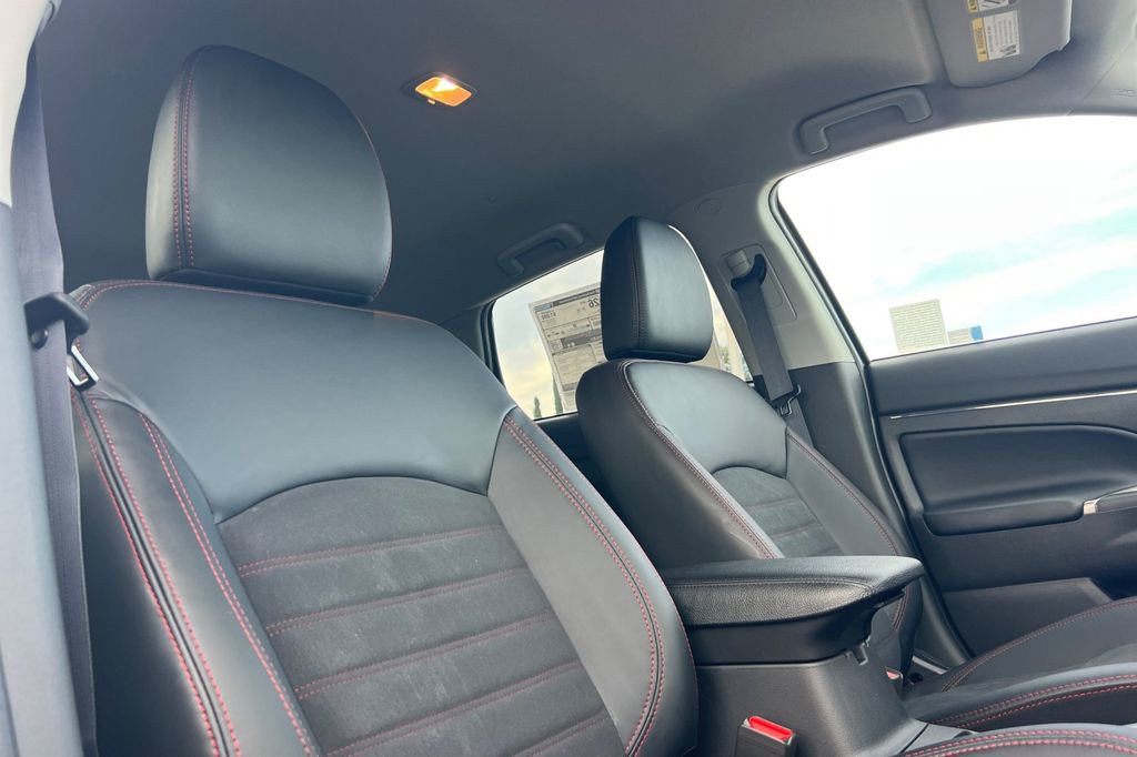 New 2026 Mitsubishi Outlander Sport SE AWD/4WD image 18
