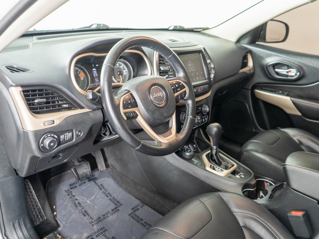 Used 2018 Jeep Cherokee Limited image 13