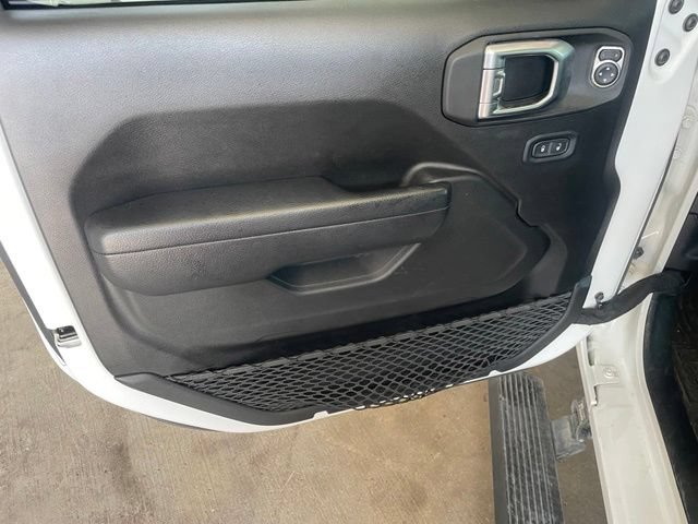 Used 2023 Jeep Gladiator Sport AWD/4WD image 9