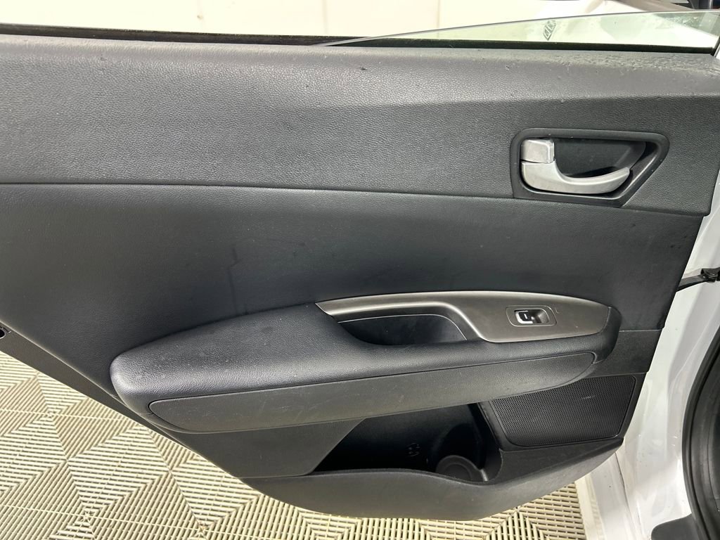 Used 2019 Kia Optima LX w/ LX Premium Package image 16