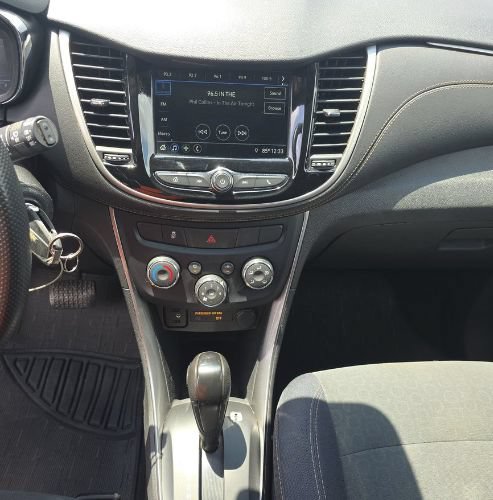 Used 2019 Chevrolet Trax LS w/ Tint and Cruise Package AWD/4WD image 27