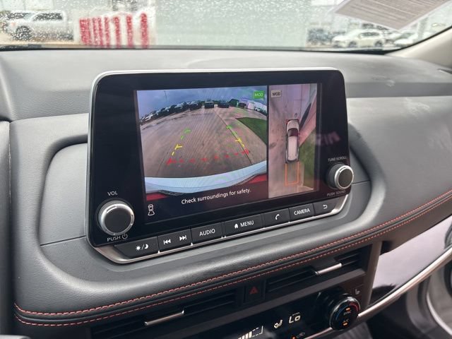 Used 2025 Nissan Rogue SV AWD/4WD image 29