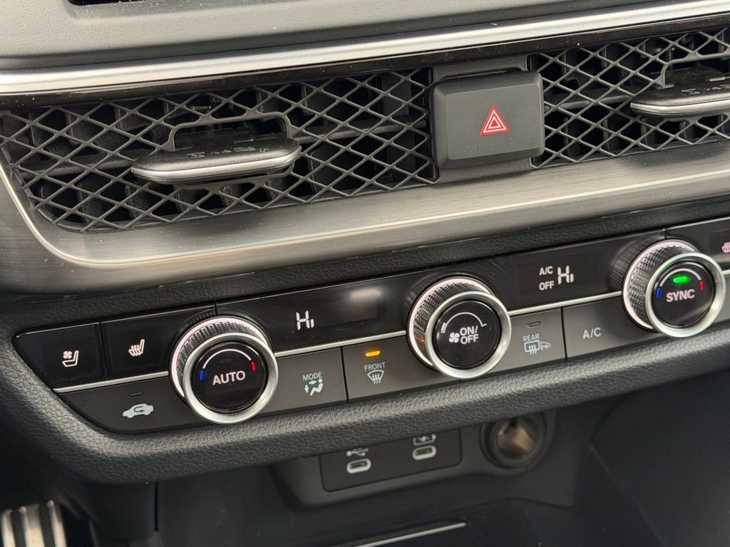 Certified 2025 Acura ADX A-Spec image 17