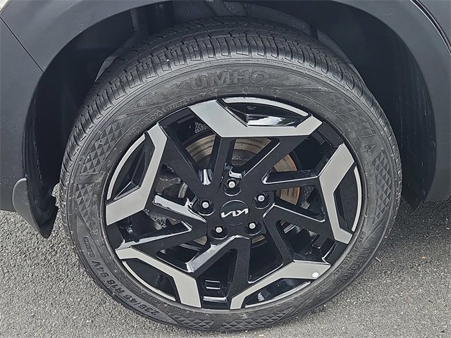 Certified 2024 Kia Seltos SX w/ SX Sunroof Package image 9