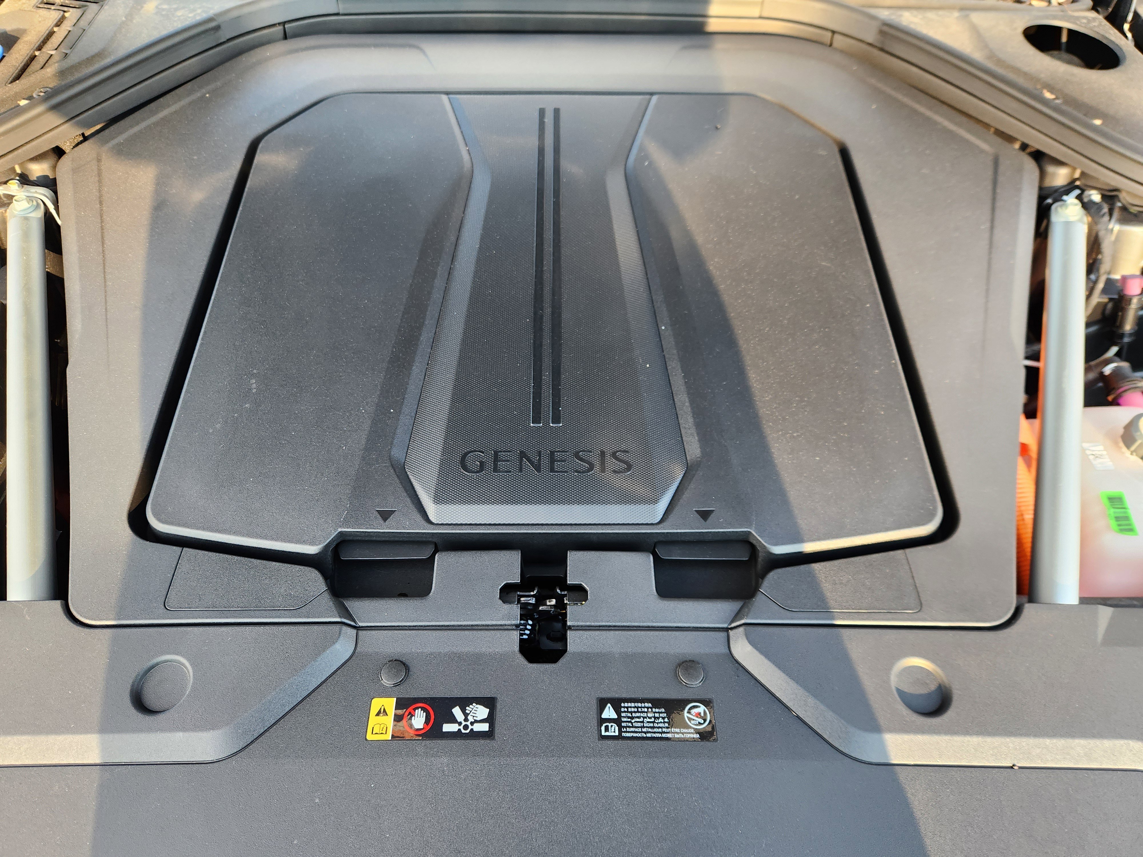 Used 2025 Genesis Electrified GV70 Advanced w/ Prestige Package image 19