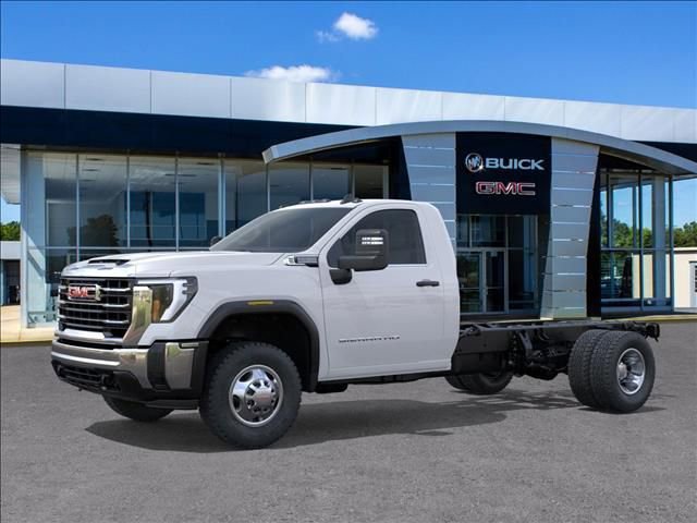 New 2026 GMC Sierra 3500 Pro w/ Convenience Package image 2